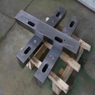 Maschinenteile Original Mineralgeräte Brecher C80 Keil für Kiefer Brecher Ersatzteile