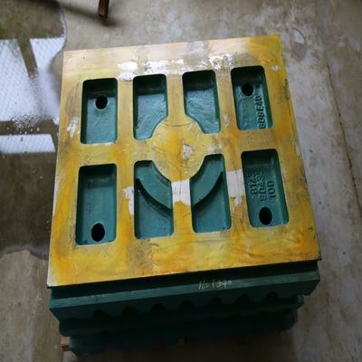 Hochverschleißbeständige Verschleißteile Kieferplatte für C140-Kieferbrenner