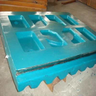 1000KG Gewichtscrusher C125 Kiefercrusher Verschleißteile Kieferplatte für Bergbaumaschine EN124 Standard